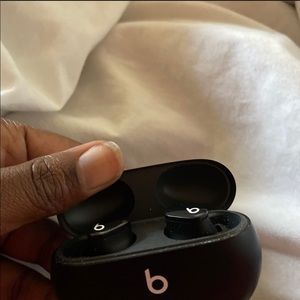Wireless beats by Dre